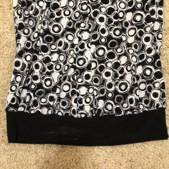 Wrapper black and white dotted blouse - Picture 4 of 7